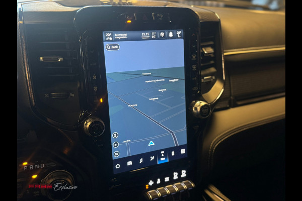 Dodge Ram 1500 5.7 V8 4x4 Crew Cab Limited / NAP / H/K / 360 Camera / HUD / Trekhaak / Stoelventilatie / Stuurverwarming / Keyless