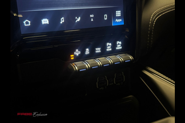 Dodge Ram 1500 5.7 V8 4x4 Crew Cab Limited / NAP / H/K / 360 Camera / HUD / Trekhaak / Stoelventilatie / Stuurverwarming / Keyless