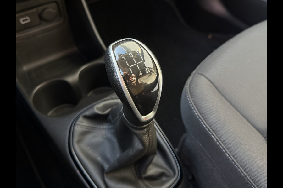 Opel KARL BWJ 2019 | 1.0 74PK Rocks Online Ed. | AIRCO | NAVI | LICHTMETAAL | PDC | DONKER GLAS | CARPLAY |
