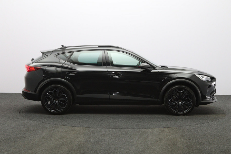 CUPRA Formentor 1.4 e-Hybrid VZ 245 PK Black Edition PHEV, Panoramadak, Leder-Alcantara, Stuur-Startknop, Camera