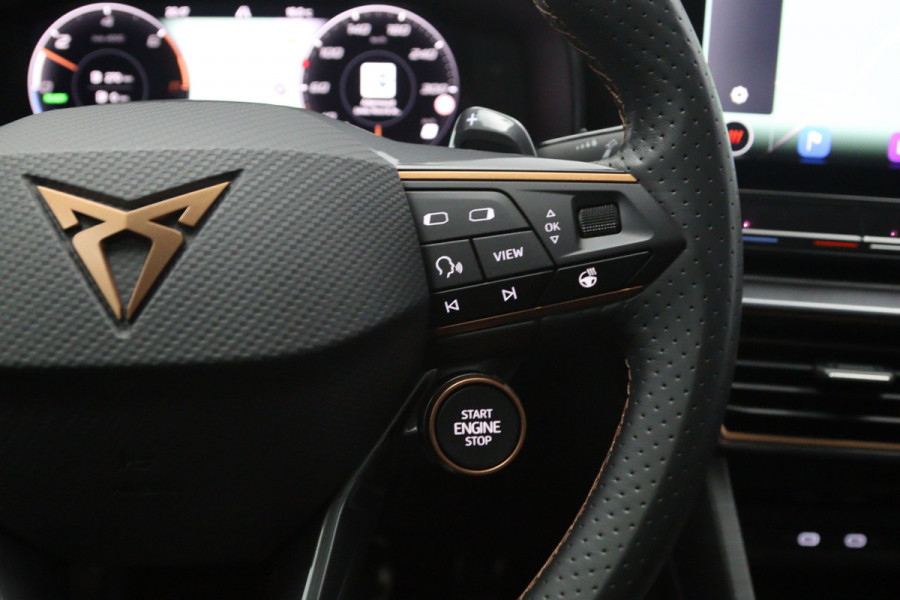 CUPRA Formentor 1.4 e-Hybrid VZ 245 PK Black Edition PHEV, Panoramadak, Leder-Alcantara, Stuur-Startknop, Camera