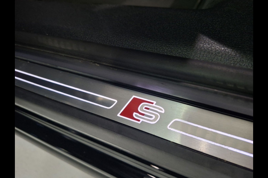 Audi Q3 35 TFSI S edition | Clima| Pano | Camera | Navi | Stoelverwarming |