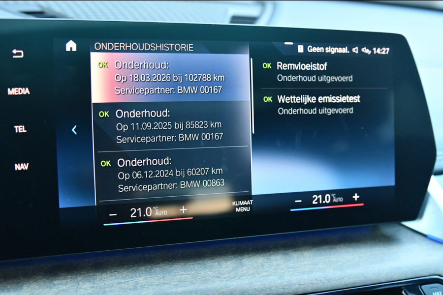 BMW X1 XDrive30e M Sport, Panorama, H.Kardon, Memory, 360, HUD, Ambiente, Trekhaak, Carplay!