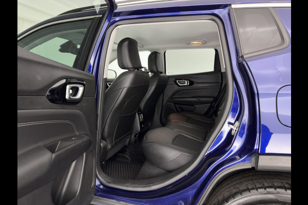 Jeep Compass 4xe 190 Plug-in Hybrid Electric Limited Lease Ed. (INCL-BTW) *LEATHER-FABRIC | FULL-LED | ADAPTIVE-CRUISE | CAMERA | CARPLAY | BLIND-SPOT | KEYLESS | DAB+ | DIGI-COCKPIT | PRIVACY-GLASS | COMFORT-SEATS | 19''ALU | TOWBAR*