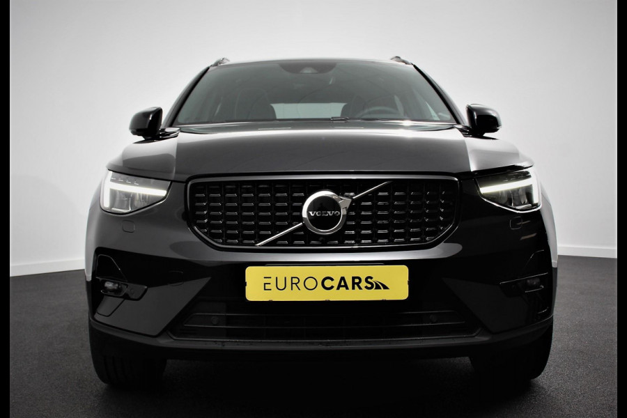 Volvo XC40 1.5 T5 Plug-in hybrid Ultimate Dark Electrisch Glazen Panorama dak Navigatie Dab Led Adaptive Cruise Control Camera Parkeer sensoren