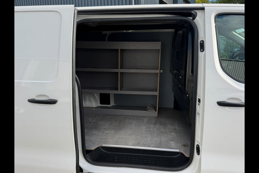 Opel Vivaro 2.0 CDTI L2H1 Edition AUTOMAAT / Camera / Trekhaak / App connect