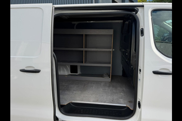 Opel Vivaro 2.0 CDTI L2H1 Edition AUTOMAAT / Camera / Trekhaak / App connect