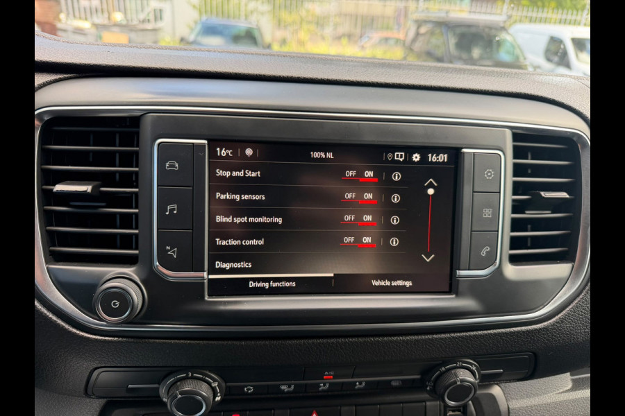 Opel Vivaro 2.0 CDTI L2H1 Edition AUTOMAAT / Camera / Trekhaak / App connect