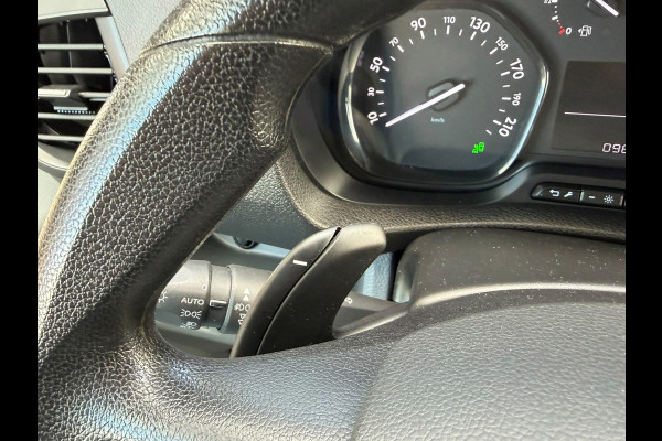 Opel Vivaro 2.0 CDTI L2H1 Edition AUTOMAAT / Camera / Trekhaak / App connect