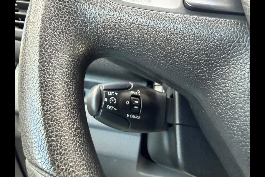 Opel Vivaro 2.0 CDTI L2H1 Edition AUTOMAAT / Camera / Trekhaak / App connect