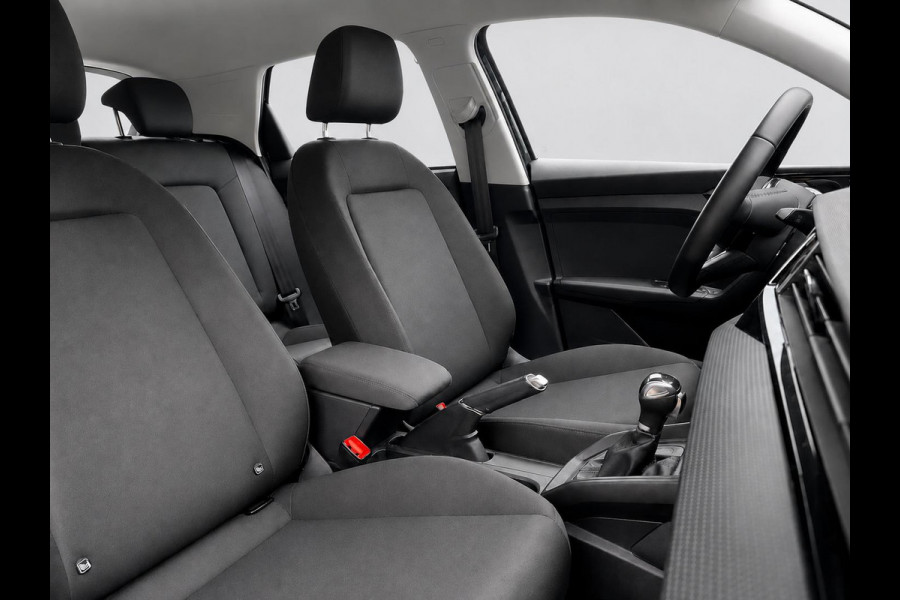 Audi A1 Sportback 25 TFSI Automaat Advanced edition Navigatie Virtual Cockpit PDC v+a Cruise 2-Zone Climate Control Apple CarPlay/Android Auto