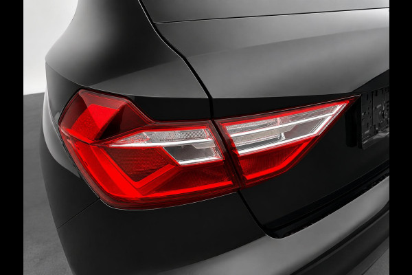 Audi A1 Sportback 25 TFSI Automaat Advanced edition Navigatie Virtual Cockpit PDC v+a Cruise 2-Zone Climate Control Apple CarPlay/Android Auto