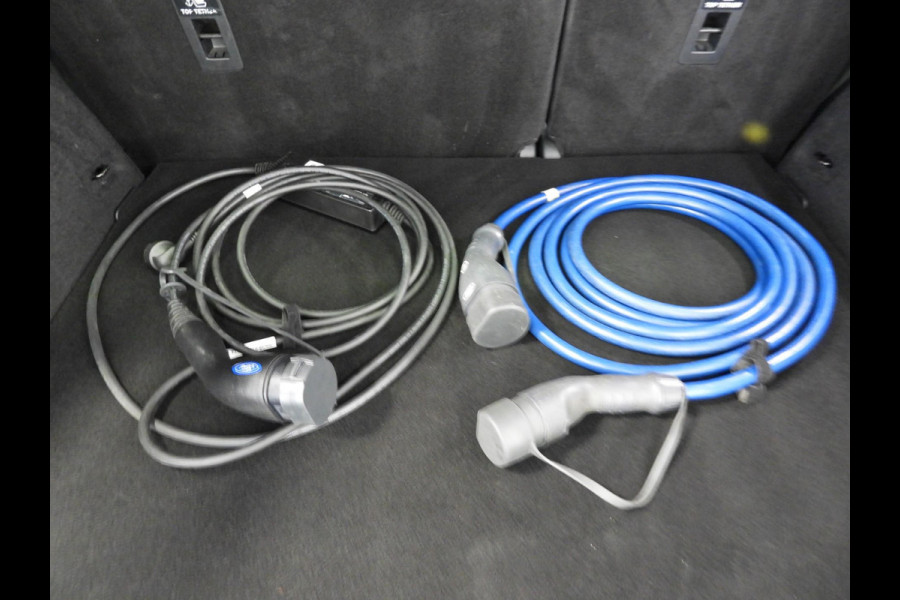 Ford Kuga 2.5 PHEV Plug-In Graphite Tech Edition TREKH./NAVI/LED/B&O/HEAD-UP/20"LMV!