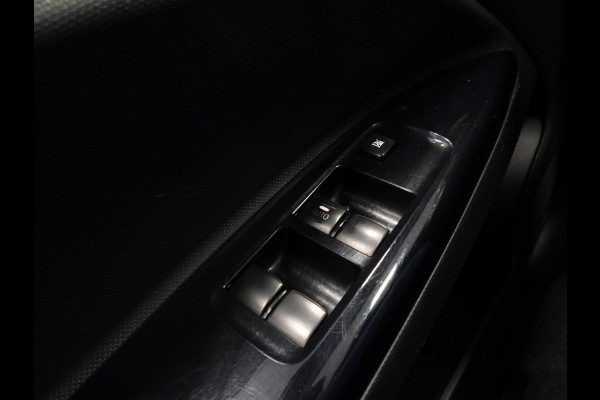 Mitsubishi Space Star 1.0i Active NAVI/AIRCO/BLUETOOTH/LMV!