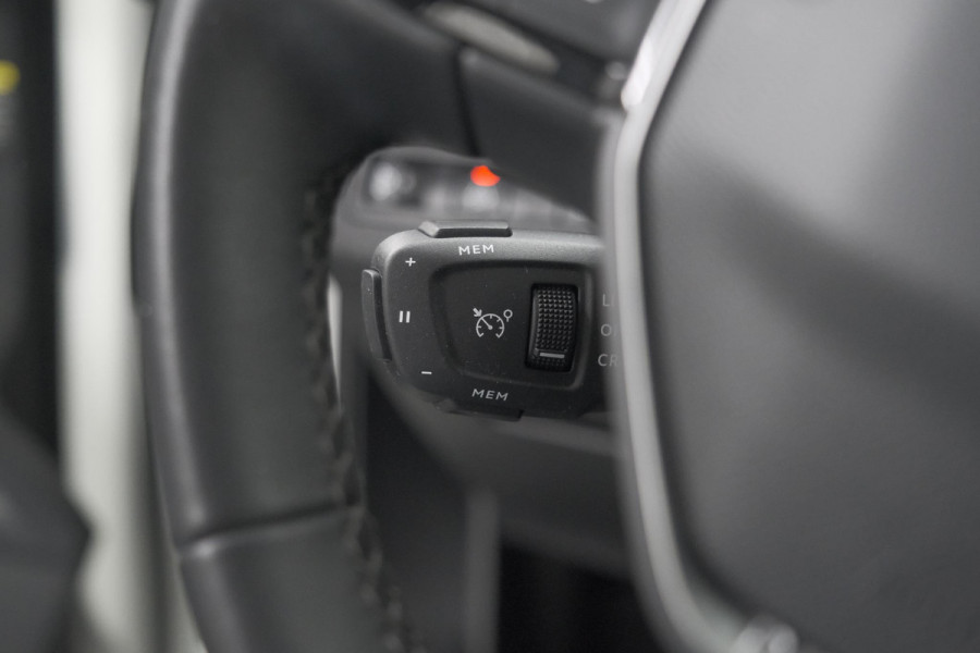 Peugeot 3008 1.6 HYbrid 225 Blue Lease Allure | Camera | Dodehoekdetectie | Apple Carplay