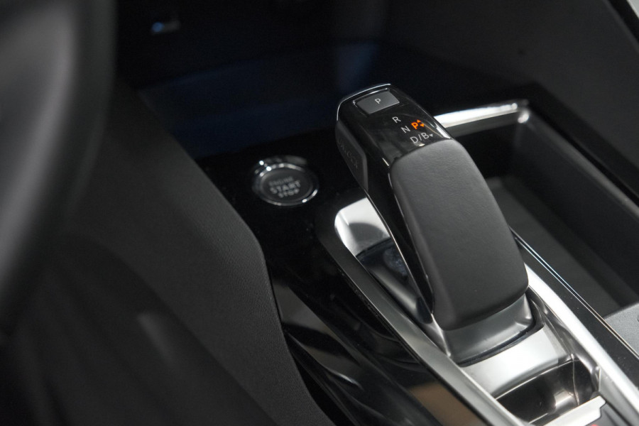 Peugeot 3008 1.6 HYbrid 225 Blue Lease Allure | Camera | Dodehoekdetectie | Apple Carplay