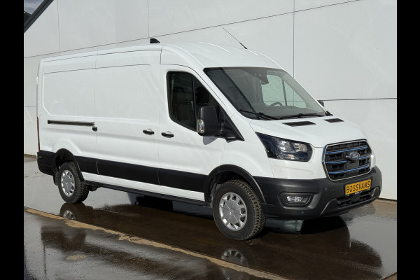 Ford E-Transit 68kWh 184PK L3H2 317km WLTP BEV Snelladen 360° Camera Cruise control Climate control Carplay Navigatie Parkeersensoren