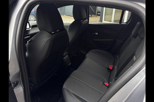 Peugeot 208 1.2 Hybrid 145 e-DCS6 GT | NL-Auto | 360 Camera | Navigatie | Adaptive Cruise | Automaat | Virtual Cockpit