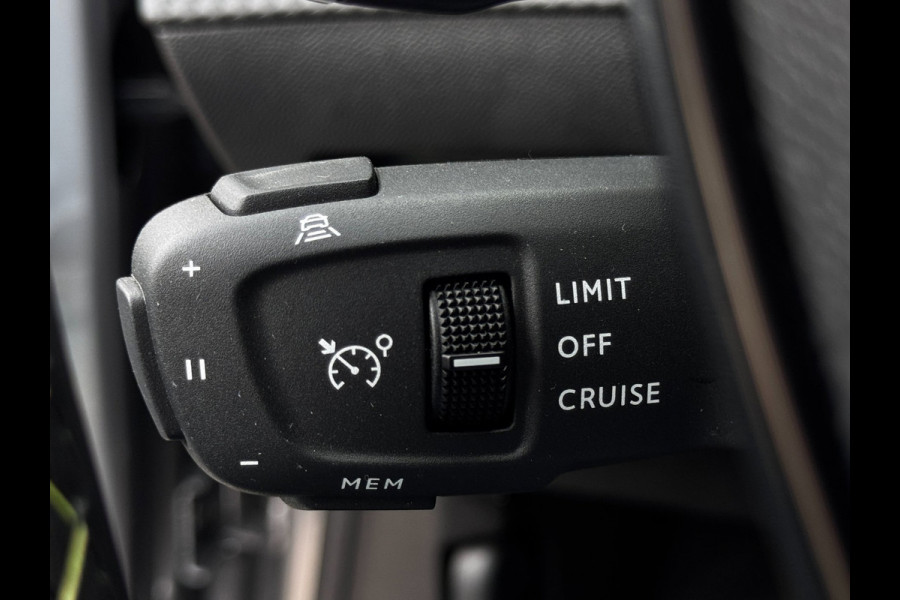 Peugeot 208 1.2 Hybrid 145 e-DCS6 GT | NL-Auto | 360 Camera | Navigatie | Adaptive Cruise | Automaat | Virtual Cockpit