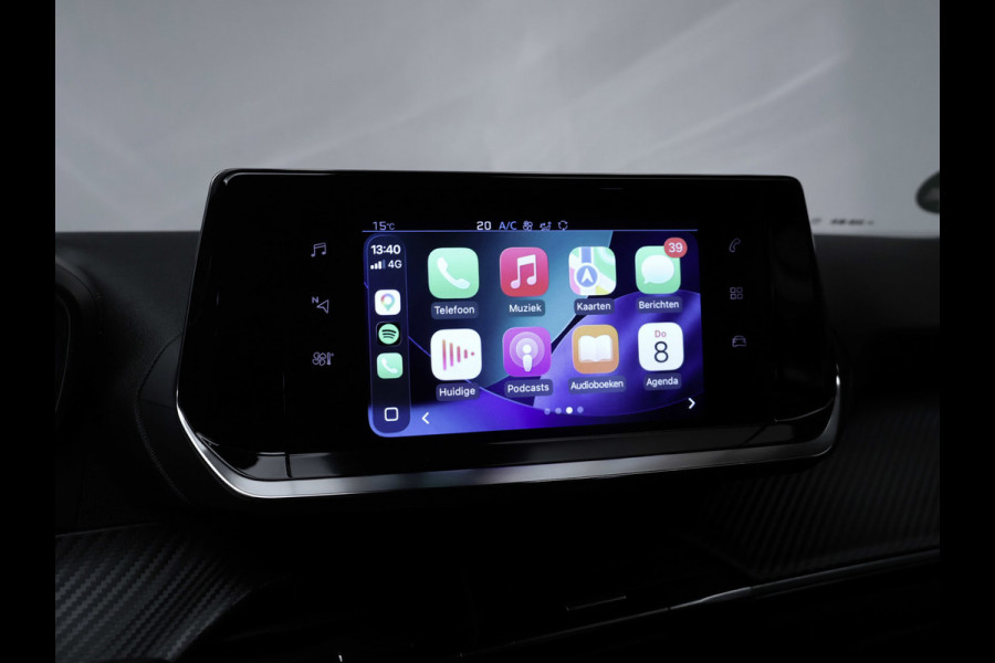 Peugeot 2008 1.2 PureTech Pack Sport (APPLE CARPLAY,NAVI,PDC,CLIMATE,CRUISE,LED,ELEKTRISCH PAKKET,SPORTSTOELEN,NETTE STAAT)