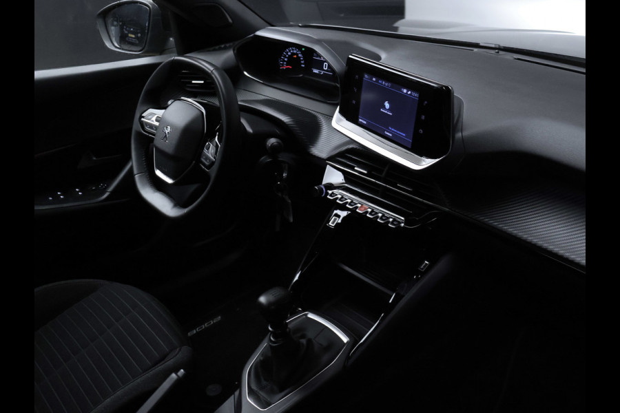 Peugeot 2008 1.2 PureTech Pack Sport (APPLE CARPLAY,NAVI,PDC,CLIMATE,CRUISE,LED,ELEKTRISCH PAKKET,SPORTSTOELEN,NETTE STAAT)