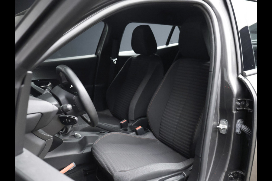 Peugeot 2008 1.2 PureTech Pack Sport (APPLE CARPLAY,NAVI,PDC,CLIMATE,CRUISE,LED,ELEKTRISCH PAKKET,SPORTSTOELEN,NETTE STAAT)