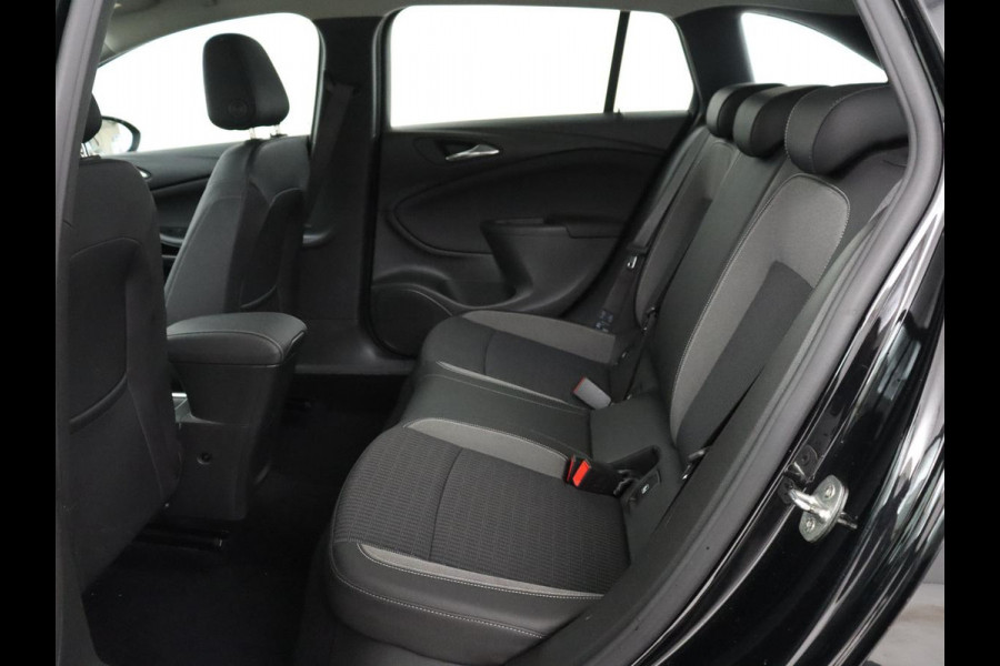 Opel Astra Sports Tourer 1.4 Business Elegance | Apple Carplay | Automaat | Stoelverwarming | Camera |