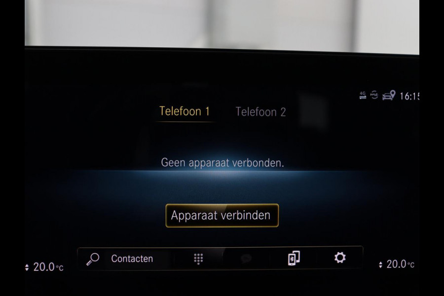 Mercedes-Benz A-Klasse 200 Business Solution AMG | Panoramadak | Cruise control | Stoelverwarming | Trekhaak | Sfeerverlichting | Carplay | Camera | Park assist | Sfeerverlichting