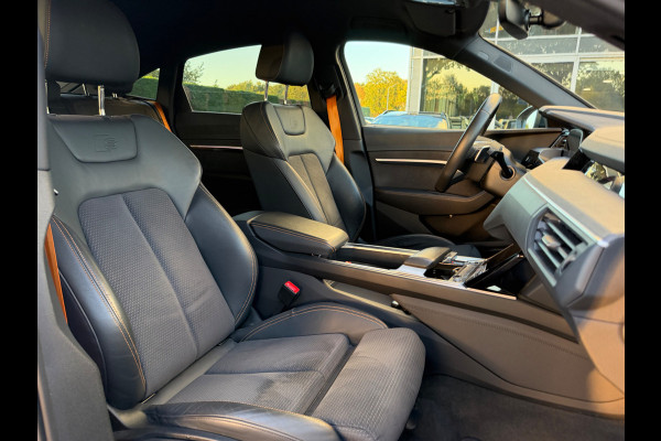 Audi e-tron Sportback 50 quattro S edition 71 kWh / SOH 97%! / Nieuwstaat / Camera / Luchtvering / B&O / 21'' / Leer&Alcantara / CarPlay / DAB / Cruise Control