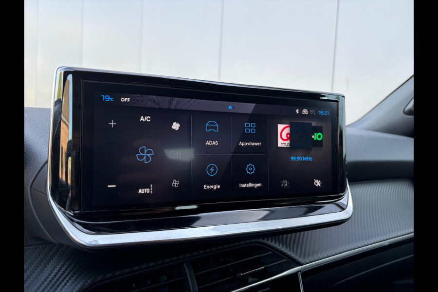 Peugeot e-2008 EV Allure 54 kWh Parkeerhulp/Carplay-Android-auto/Warmtepomp/Cruise-control