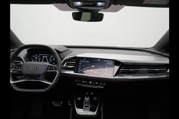 Audi Q4 e-tron 35 2x S Line 55 kWh 170pk | Panodak | Adaptive Cruise | Lederen Sportstoelen & Stuur Verwarmd | Camera | Keyless | 21"L.M | Navigatie | DAB |