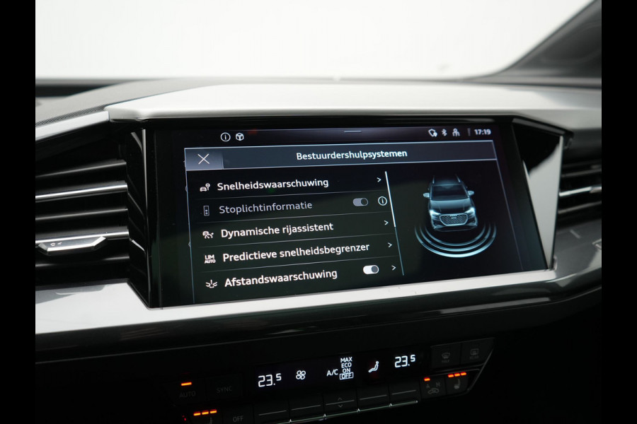 Audi Q4 e-tron 35 2x S Line 55 kWh 170pk | Panodak | Adaptive Cruise | Lederen Sportstoelen & Stuur Verwarmd | Camera | Keyless | 21"L.M | Navigatie | DAB |