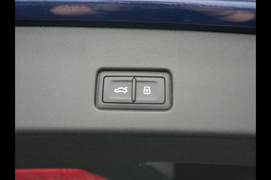 Audi Q4 e-tron 35 2x S Line 55 kWh 170pk | Panodak | Adaptive Cruise | Lederen Sportstoelen & Stuur Verwarmd | Camera | Keyless | 21"L.M | Navigatie | DAB |