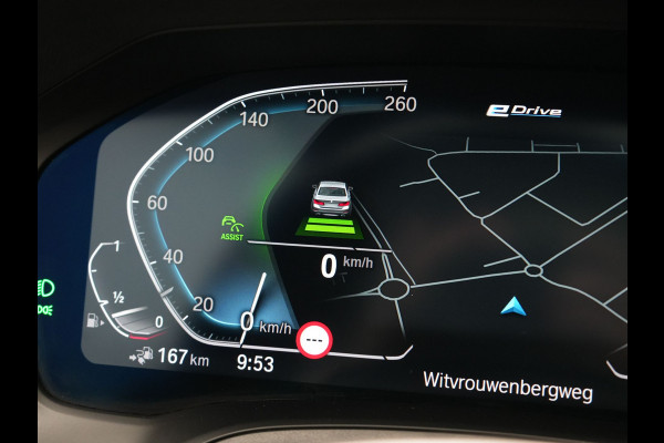 BMW 3 Serie Touring 320e Sportline PHEV Dealer O.H | Panodak | Adaptive Cruise | Camera | Blis | Apple Carplay | Sportstoelen Verwarmd | Navigatie | DAB | 17"L.M | Plug In Hybrid