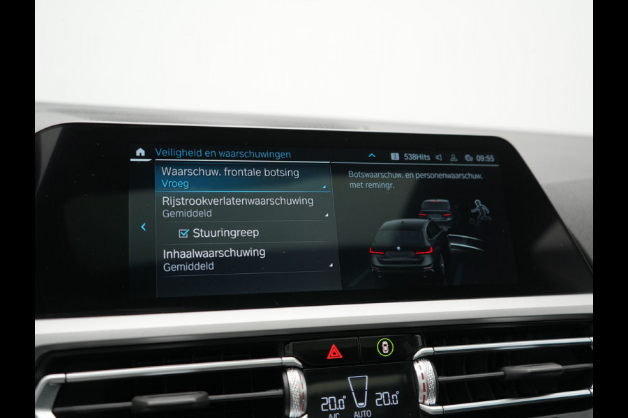 BMW 3 Serie Touring 320e Sportline PHEV Dealer O.H | Panodak | Adaptive Cruise | Camera | Blis | Apple Carplay | Sportstoelen Verwarmd | Navigatie | DAB | 17"L.M | Plug In Hybrid