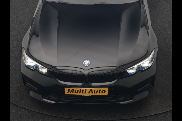 BMW 3 Serie Touring 320e Sportline PHEV Dealer O.H | Panodak | Adaptive Cruise | Camera | Blis | Apple Carplay | Sportstoelen Verwarmd | Navigatie | DAB | 17"L.M | Plug In Hybrid