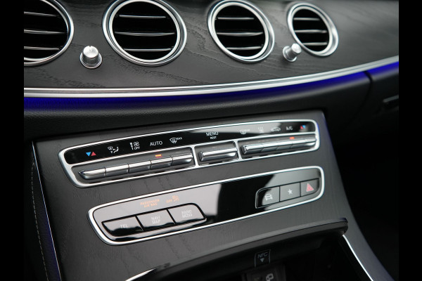 Mercedes-Benz E-Klasse Estate 300 e Luxury Line PHEV 320pk Dealer O.H. | SOH 88,7% | Schuif-/kantel Dak | Adaptive Cruise | Camera | Multi Beam LED | Sportstoelen Verwarmd | Sfeerverlichting | BLIS | Apple Carplay | Widescreen Navi | DAB | Plug In Hybrid |