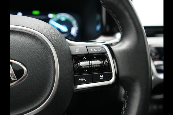Kia Sorento 1.6 T-GDI 4WD ExecutiveLine PHEV 265pk Dealer O.H. | SOH 97,2% | Trekhaak Afn. | Panodak | Adaptive Cruise | Head Up | 360 Camera | Bose Audio | Lederen Sportstoelen Memory & Ventilatie | BLIS | Keyless | Stoelen & Stuur Verwarmd | Apple Carp Plug In Hybrid |