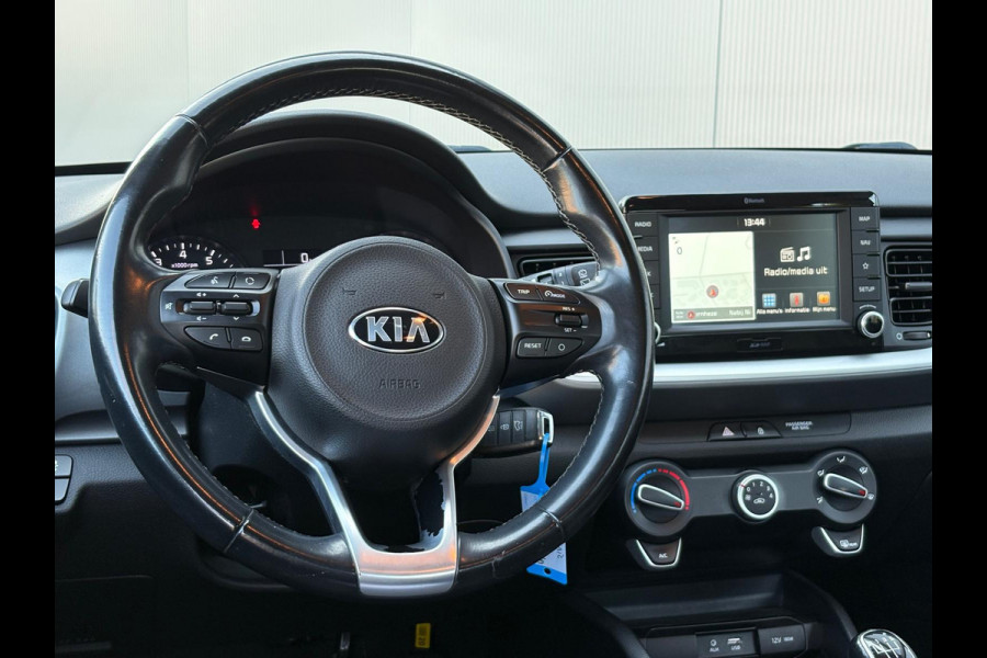 Kia Stonic 1.0 100PK T-GDi DynamicLine Camera/Navigatie/Trekhaak/Carplay-Android-auto