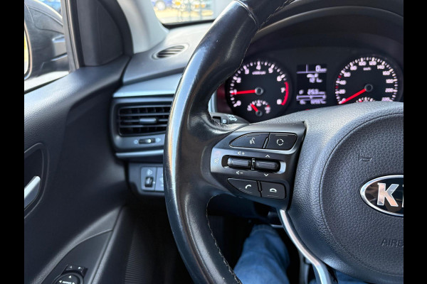 Kia Stonic 1.0 100PK T-GDi DynamicLine Camera/Navigatie/Trekhaak/Carplay-Android-auto