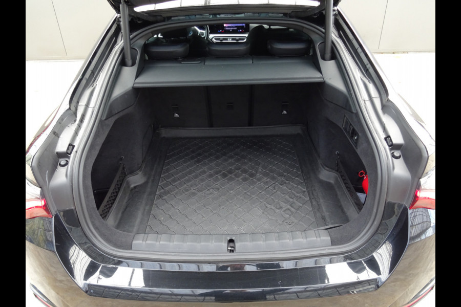 BMW i4 M50 * 544 PK * 84 KW ACCU * LEER !!
