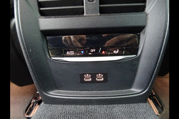 BMW i4 M50 * 544 PK * 84 KW ACCU * LEER !!