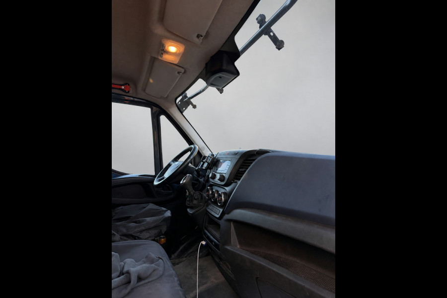 Iveco Daily 35S14V 2.3 L2H1 Edition Cruise, Airco, 3500kg Trekhaak, Radio, Clima, EURO6, Uniek!