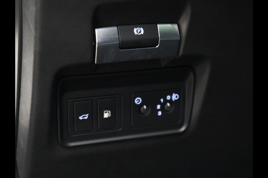 Land Rover Range Rover Evoque 1.5 P300e AWD R-Dynamic SE [SCHUIFKANTELDAK, APPLE CARPLAY, ANDROID, CRUISE CONTROL, STOELVERWARMING, MERIDIAN SOUNDSYSTEM, CAMERA, ELEKTRISCHE ACHTERKLEP, NAVIGATIE, NIEUWSTAAT]