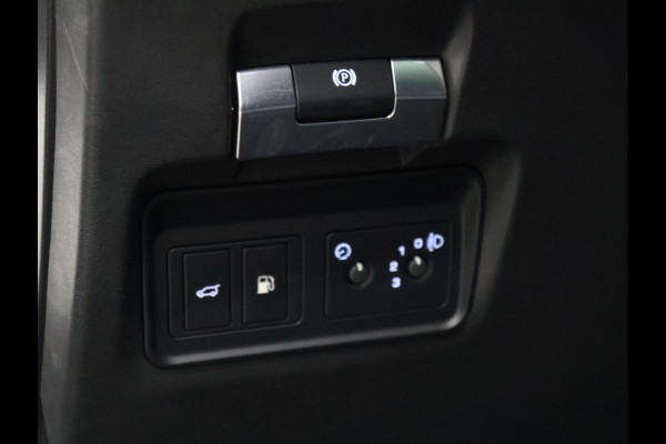 Land Rover Range Rover Evoque 1.5 P300e AWD R-Dynamic SE [SCHUIFKANTELDAK, APPLE CARPLAY, ANDROID, CRUISE CONTROL, STOELVERWARMING, MERIDIAN SOUNDSYSTEM, CAMERA, ELEKTRISCHE ACHTERKLEP, NAVIGATIE, NIEUWSTAAT]