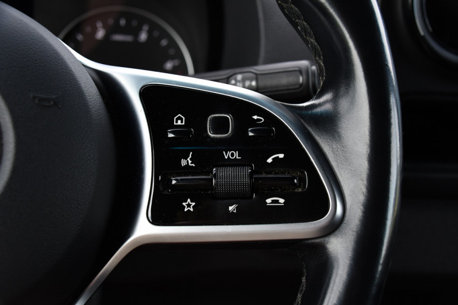 Mercedes-Benz Sprinter 316 RWD 2.2 CDI L2H2 Black Edition Adaptieve Cruise, 360 Camera, Carplay, LED, Stoelverwarming, Trekhaak, Sensoren, Automaat, Uniek!