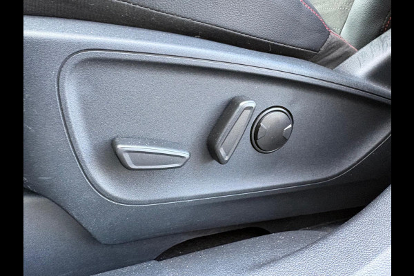 Ford Kuga 2.5 PHEV ST-Line Graphite Tech Edition Elektr.Trekhaak/Winterpack/Navigatie/Camera