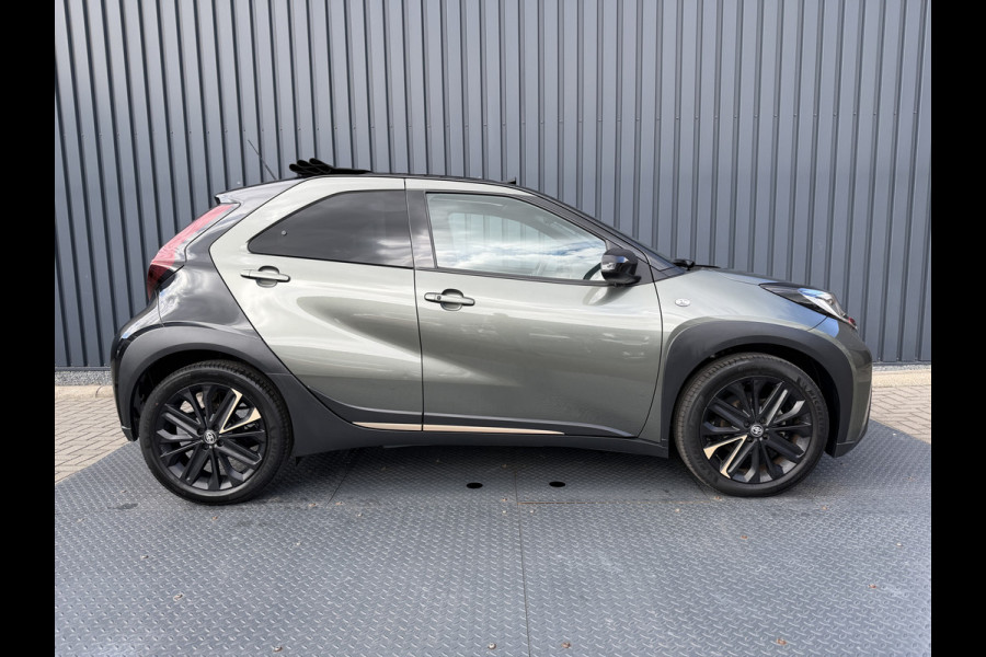 Toyota Aygo X 1.0 VVT-i S-CVT Premium | Schuif dak | JBL | Clima | Rijklaar!!