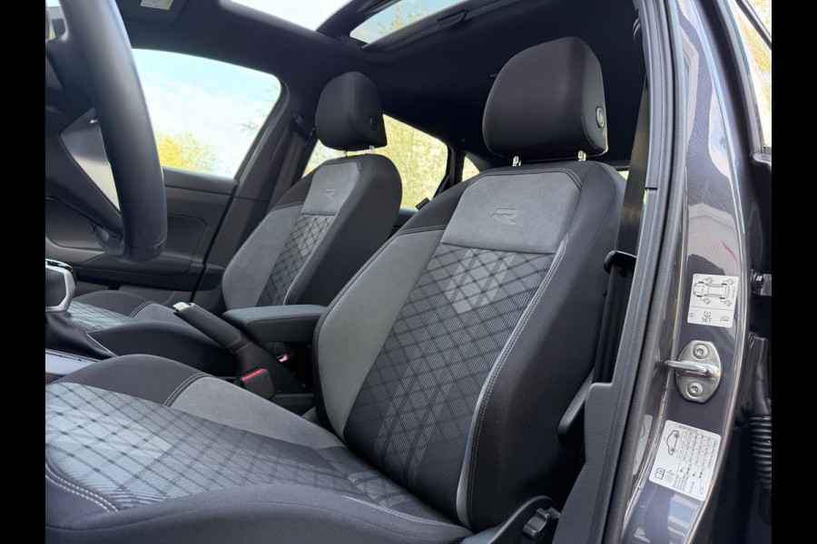 Volkswagen Taigo 1.5 TSI R-Line Pano/Keyless/Camera