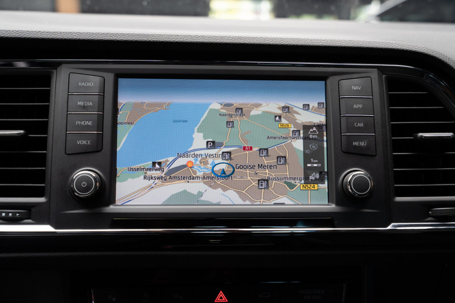 CUPRA Ateca 2.0 TSI 4DRIVE Panodak Virtual 360° Camera Leer/ Alcantara bekleding Navi ACC Climate C. Elektr. bedienbare achterklep PDC LM velgen Beats Audio systeem Elektr. bedienb. trekhaak